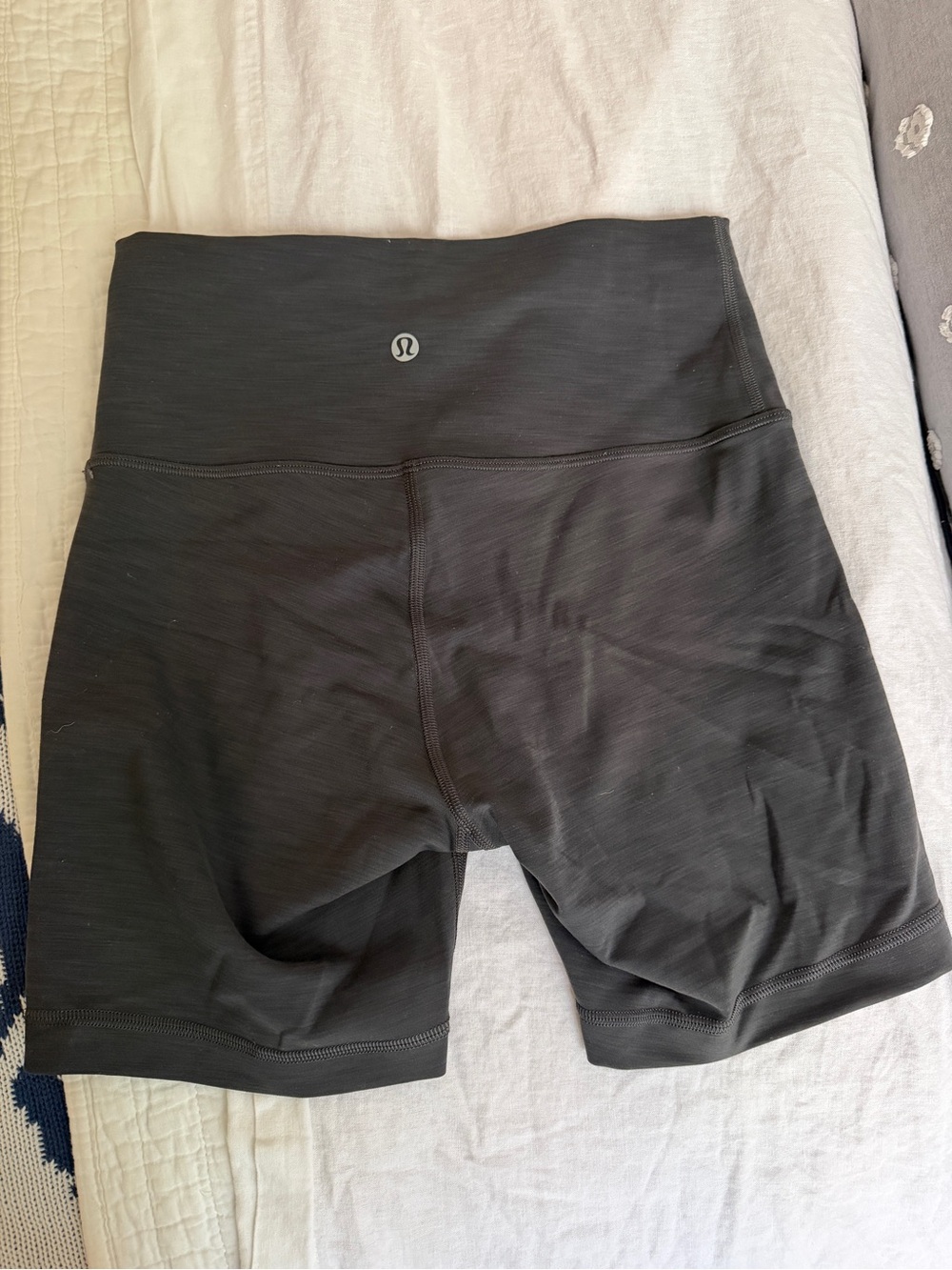 Lululemon Wunder Train High-Rise Short 4"